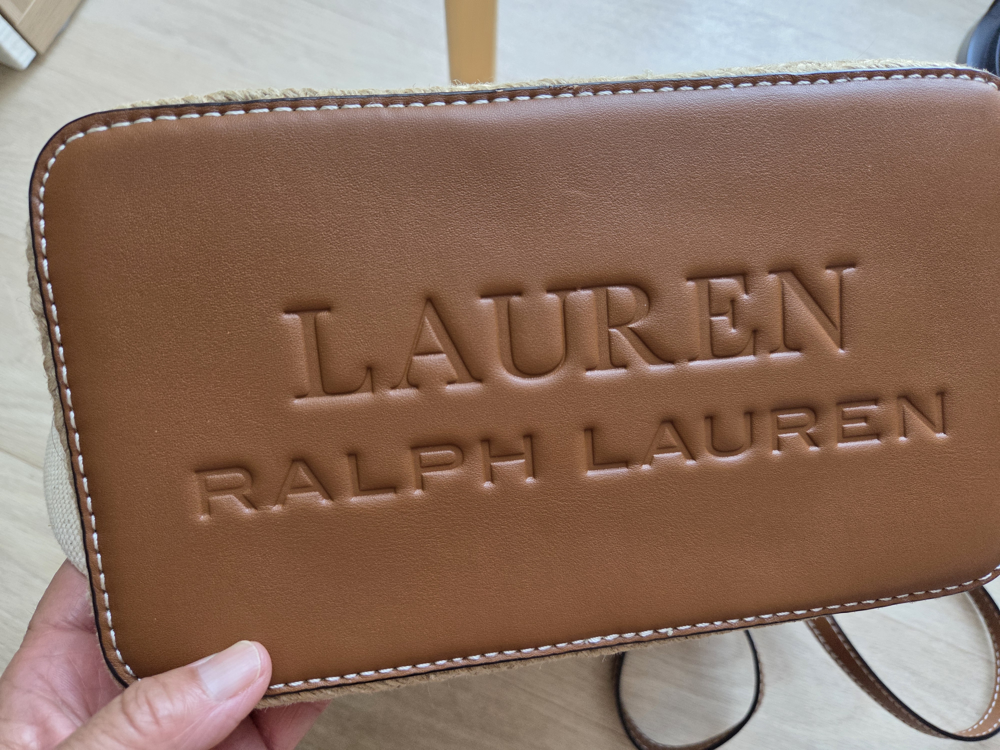 Sac Ralph Lauren Lauren confie a Turn The Bags pour restauration - photo 1